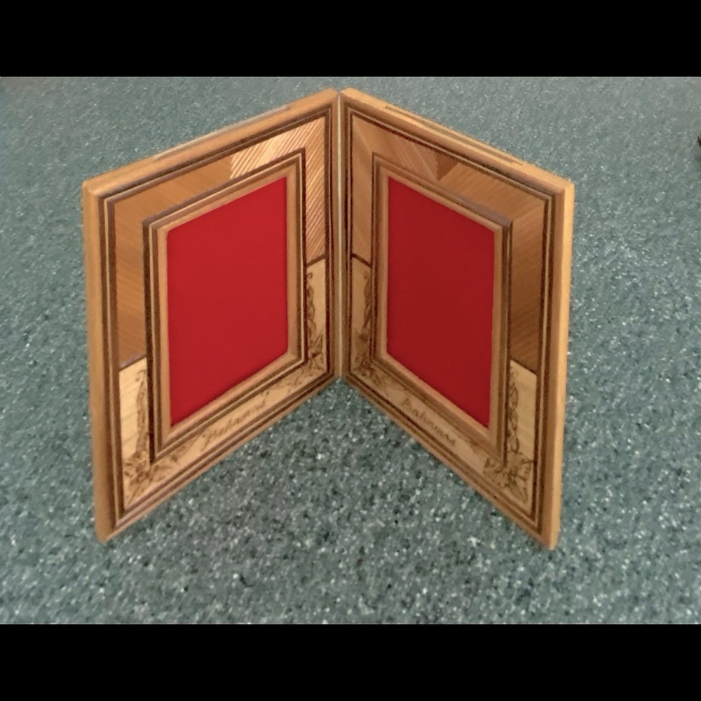 Bahamas Frame